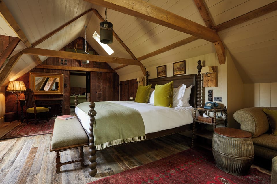 Hayloft | Free minibar items, in-room safe, desk, iron/ironing board