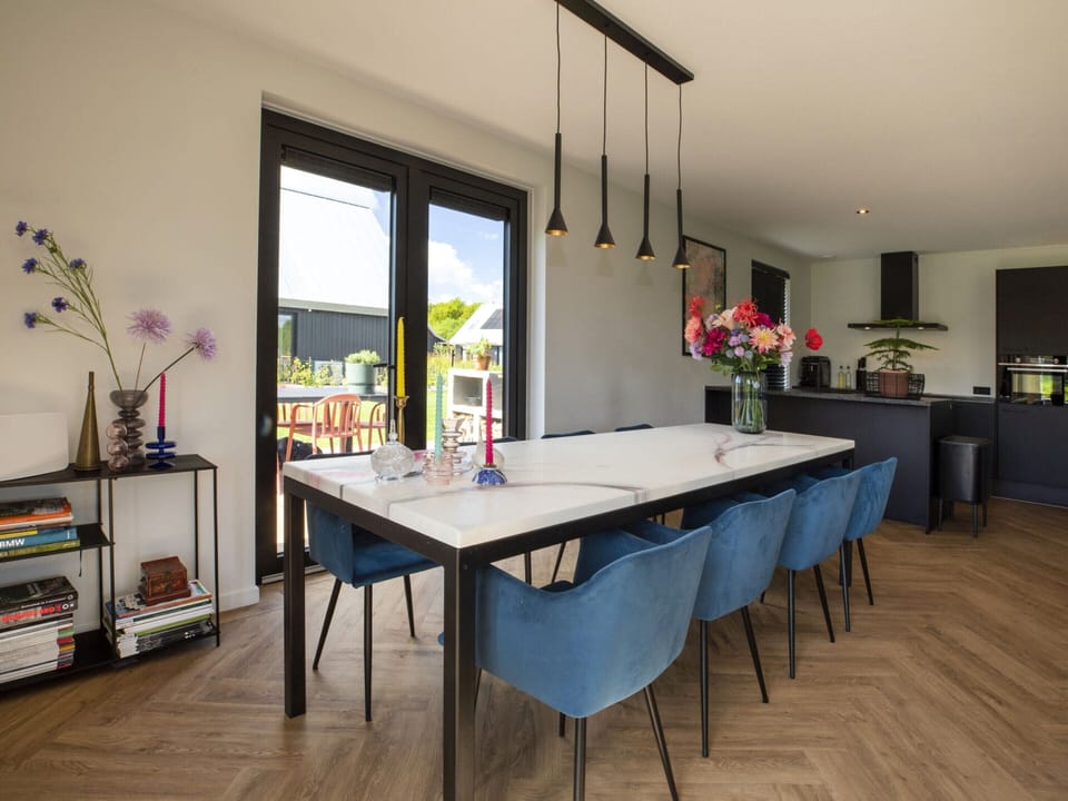 Villa | Dining