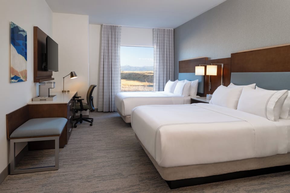 Premium Room | Premium bedding, desk, laptop workspace, iron/ironing board