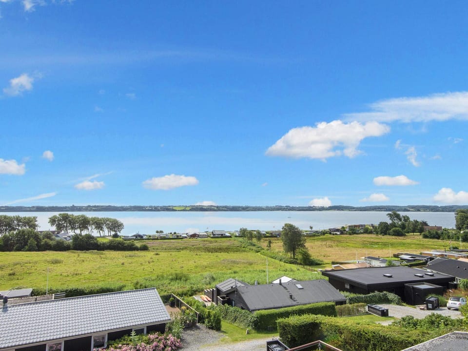 House | Water view