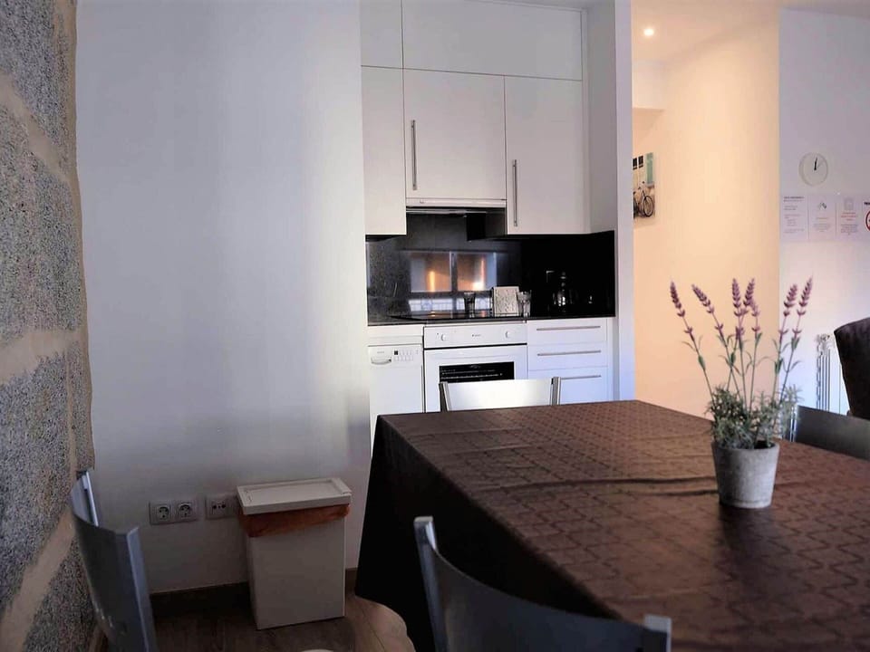 Apartment | Dining