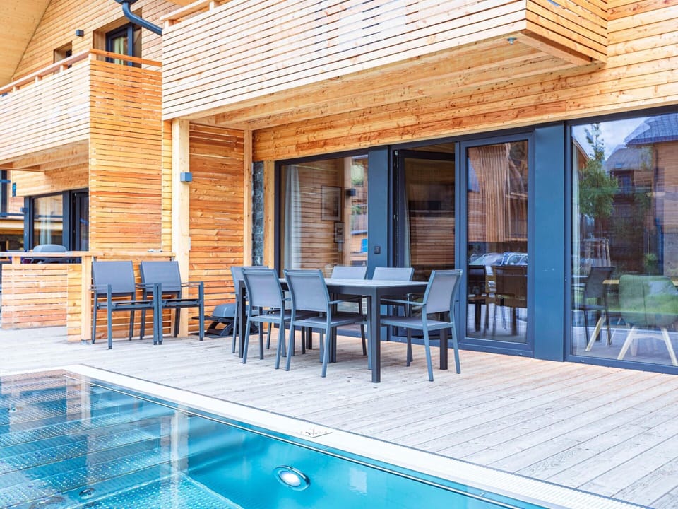 House | Balcony