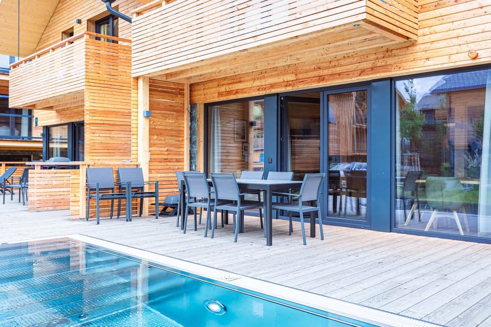 House | Balcony