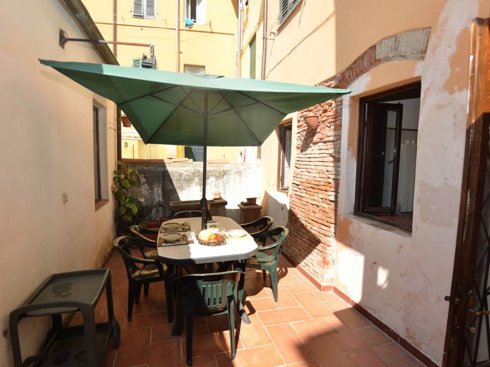 House | Dining