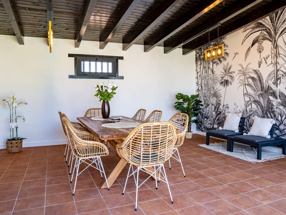 House | Dining
