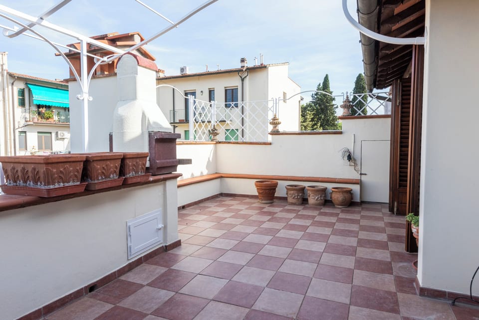 Exclusive Condo | Terrace/patio