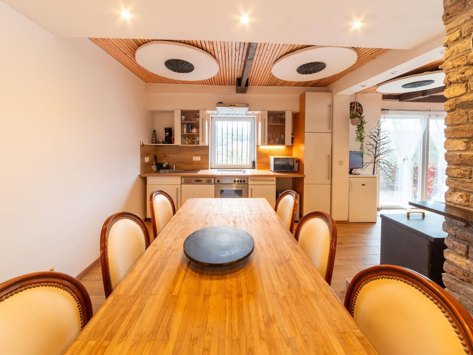 House | Dining