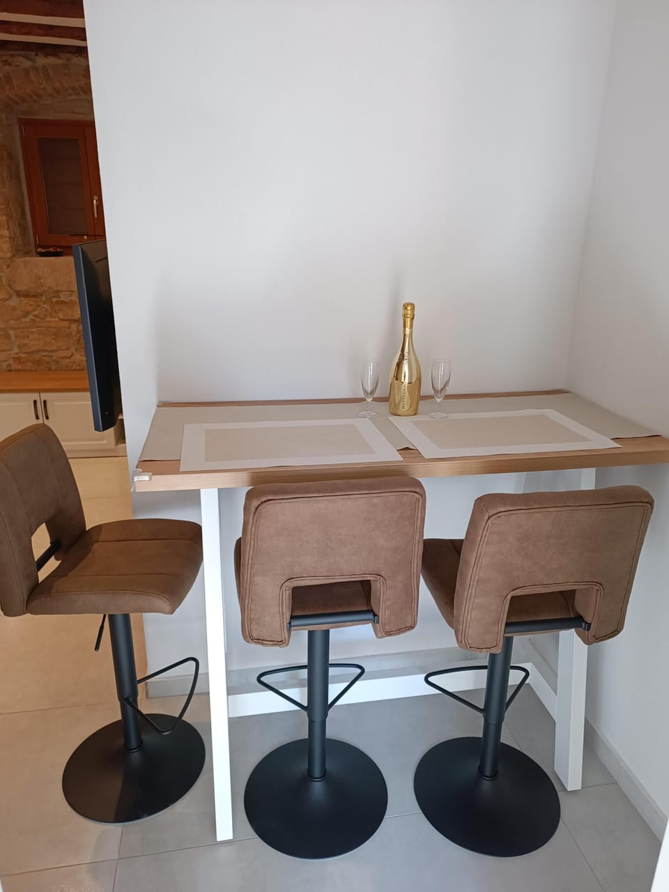Apartment, Patio | Private kitchen | Fridge, oven, stovetop, dishwasher
