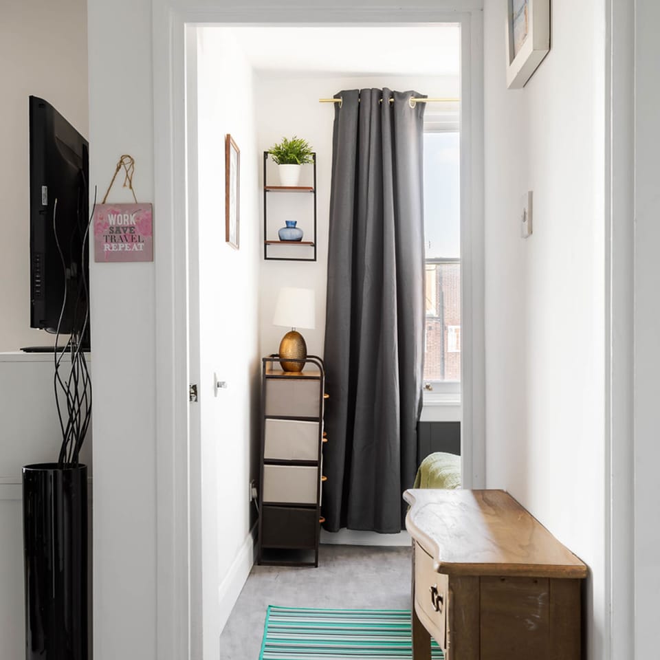 House | 1 bedroom