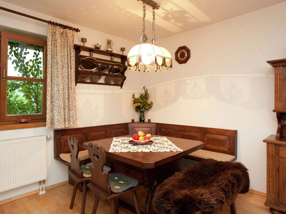 Apartment | Dining