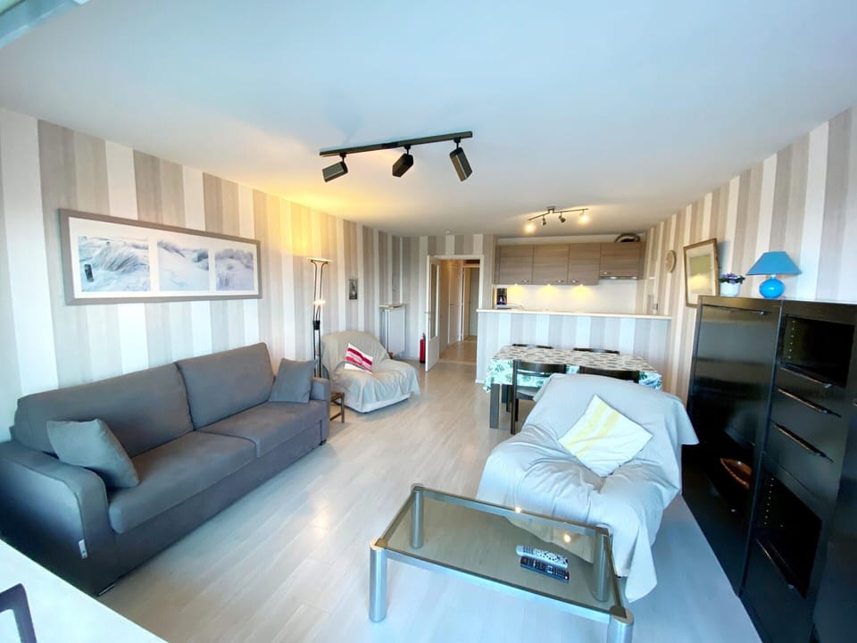 Apartment | Living room