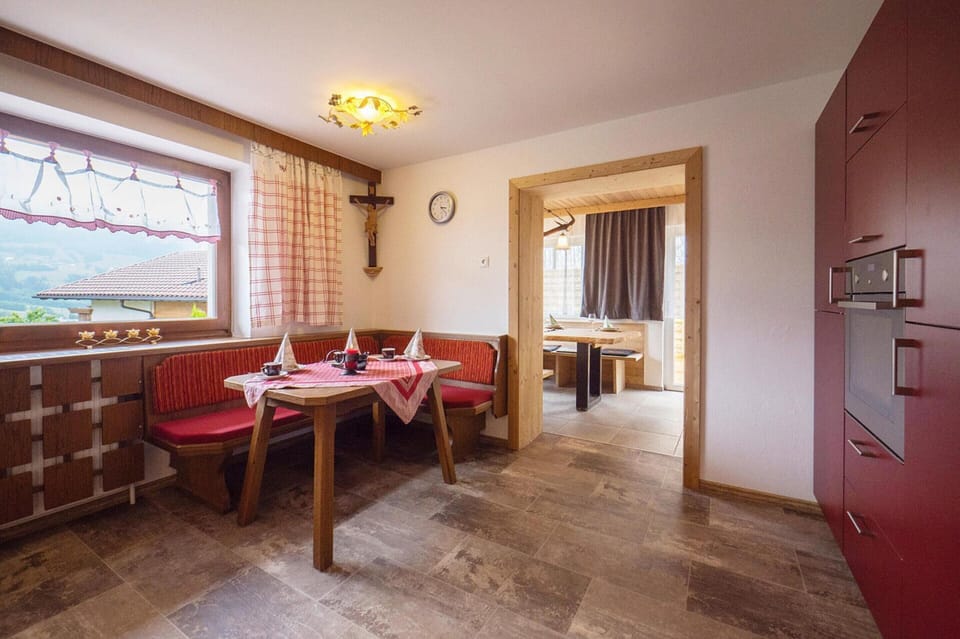 House | Dining