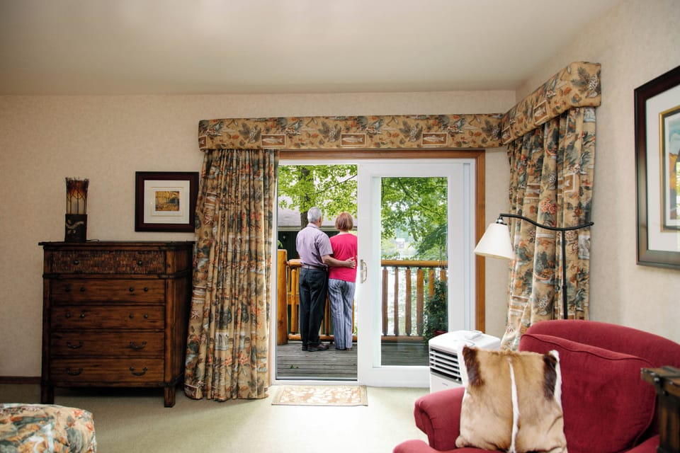 Deluxe Studio Suite | Premium bedding, pillowtop beds, blackout drapes, iron/ironing board