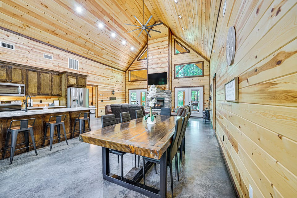 House (2 Bedrooms) | Interior