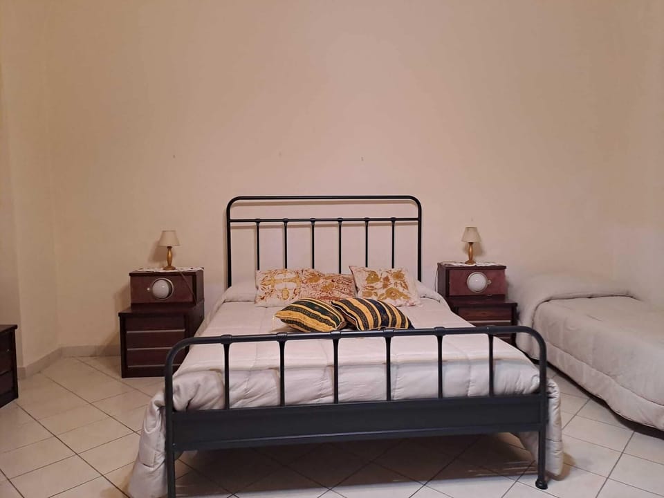 2 bedrooms