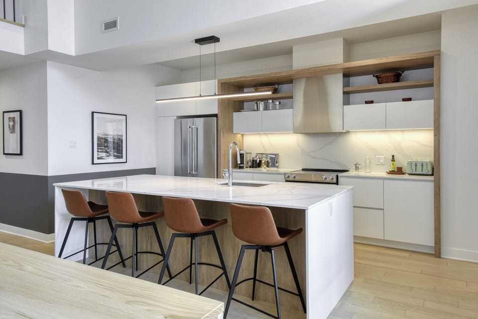 Design Condo | Private kitchen | Full-size fridge, microwave, oven, stovetop