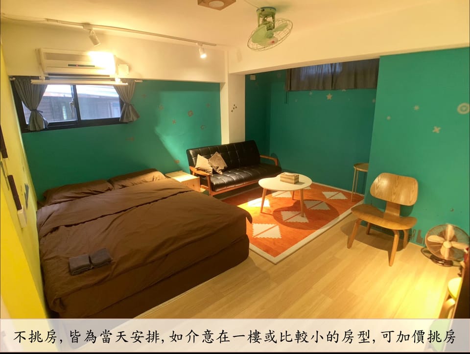 1 bedroom, premium bedding, desk, blackout drapes