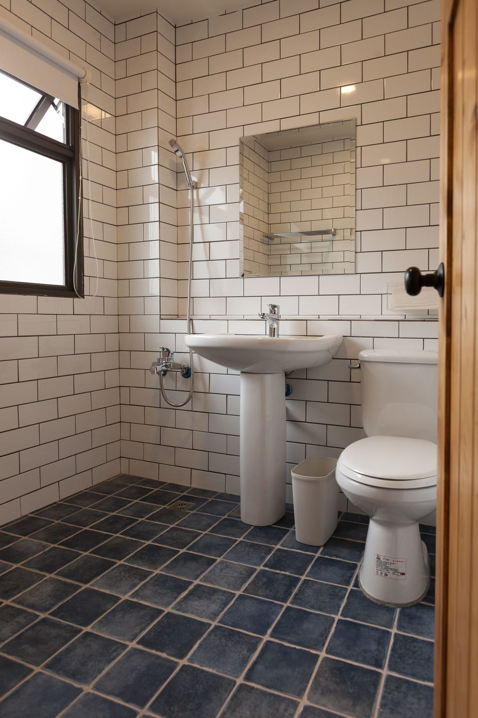 Shower, free toiletries, hair dryer, slippers