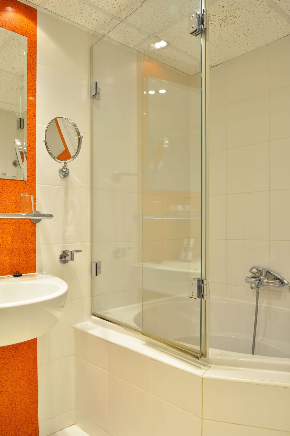 Minibar, in-room safe, desk, blackout drapes