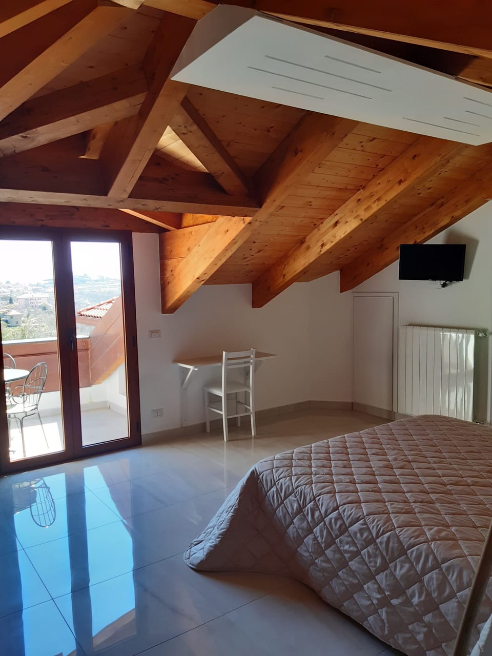 Triple Room, Balcony, Hill View | Desk, free WiFi