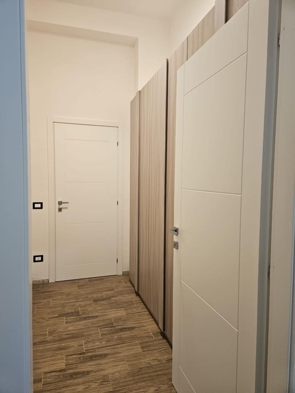 Family Studio Suite | Desk, free WiFi