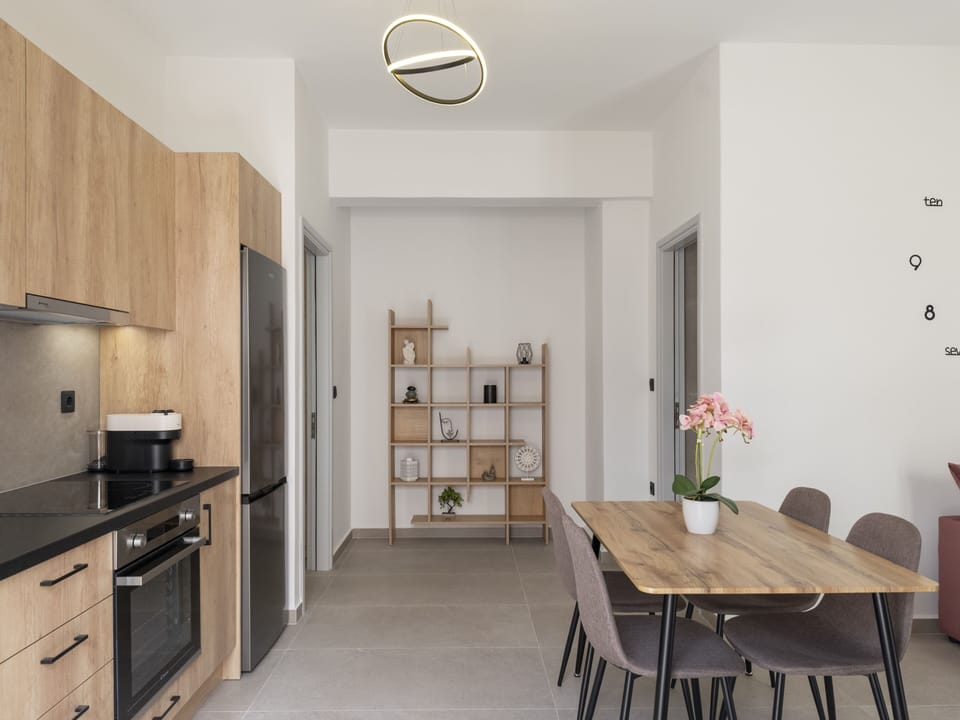 House | Private kitchen | Fridge, oven, stovetop, espresso maker