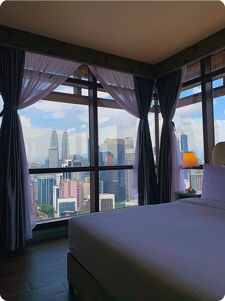 Apartment, 2 Bedrooms | Individually furnished, desk, blackout drapes, iron/ironing board