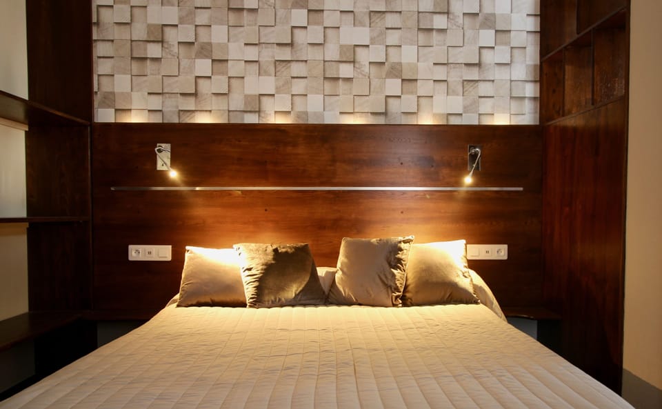 Double Room | Desk, blackout drapes, soundproofing, free WiFi