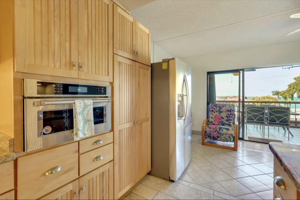 Condo, 1 King Bed with Sofa bed (Kona Plaza#203) | Interior