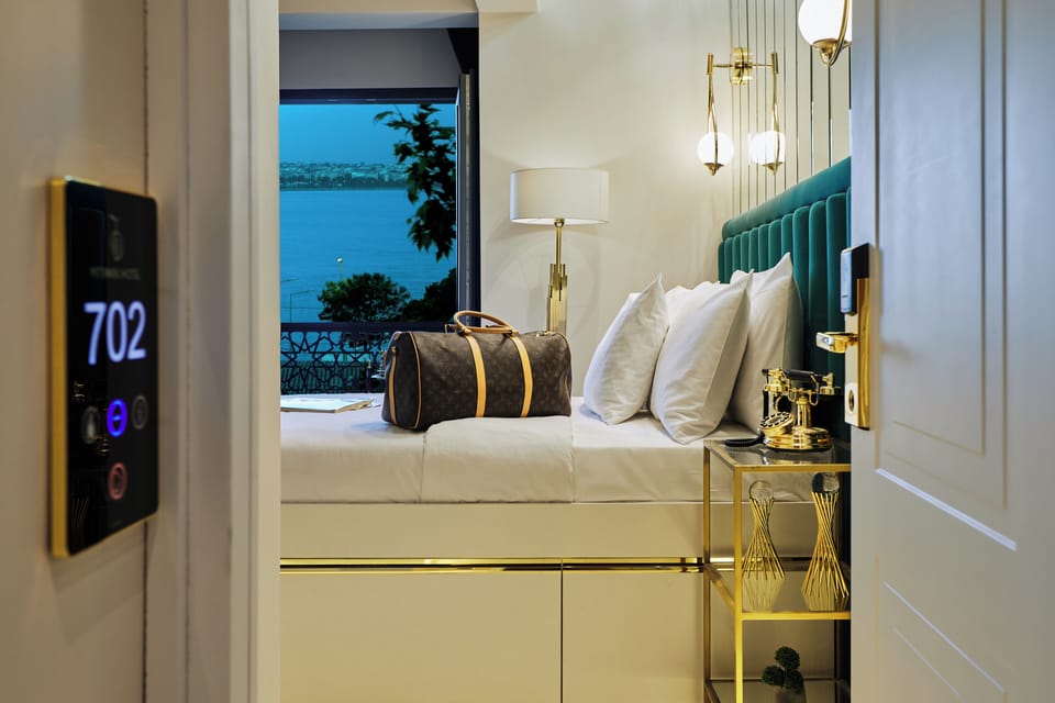 Romantic Suite, 1 Double Bed, Sea View | Premium bedding, minibar, soundproofing, free WiFi