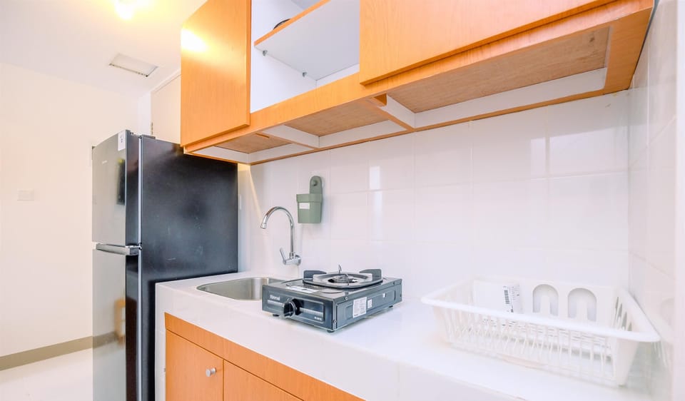 Apartment | Private kitchen | Fridge, stovetop, rice cooker