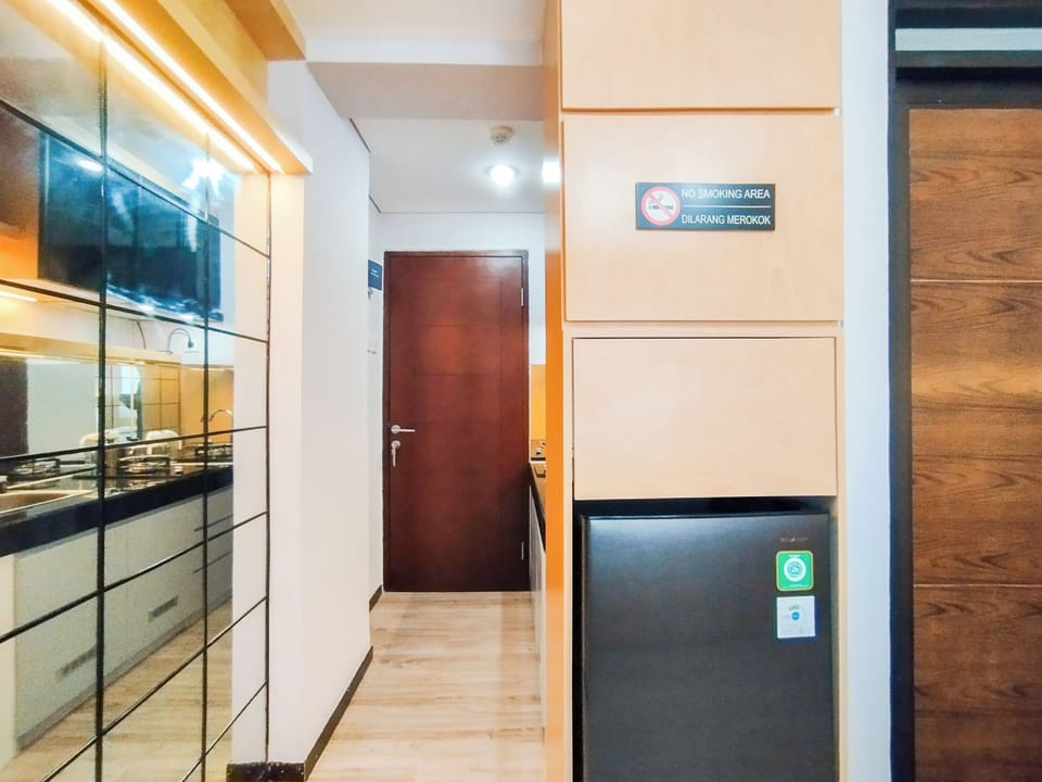 Studio | Private kitchen | Fridge, stovetop, electric kettle