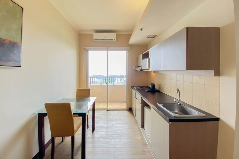 Studio | Private kitchen | Microwave, stovetop, electric kettle