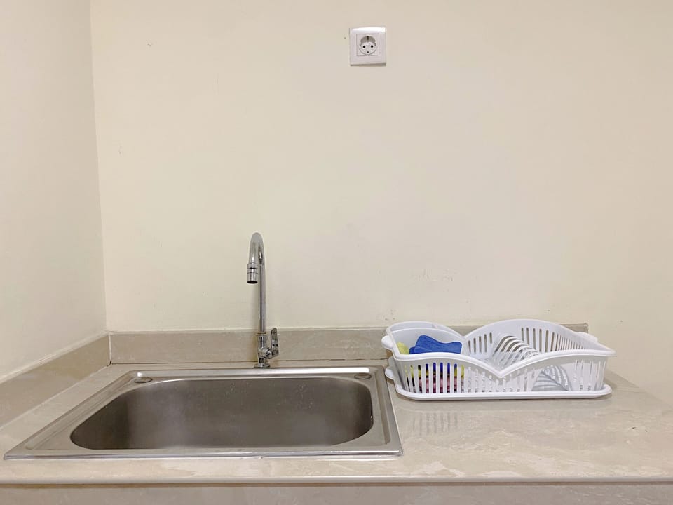 Apartment | Private kitchen | Full-size fridge, stovetop, electric kettle