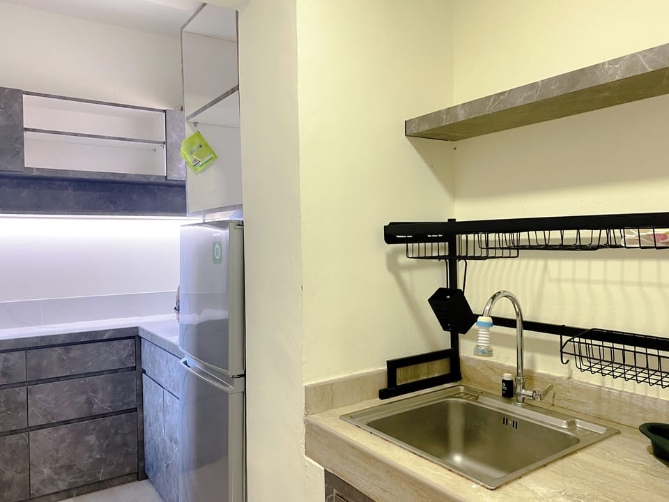 Apartment | Private kitchen | Fridge, stovetop, rice cooker
