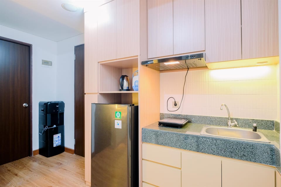 Apartment | Private kitchen | Fridge, stovetop, rice cooker