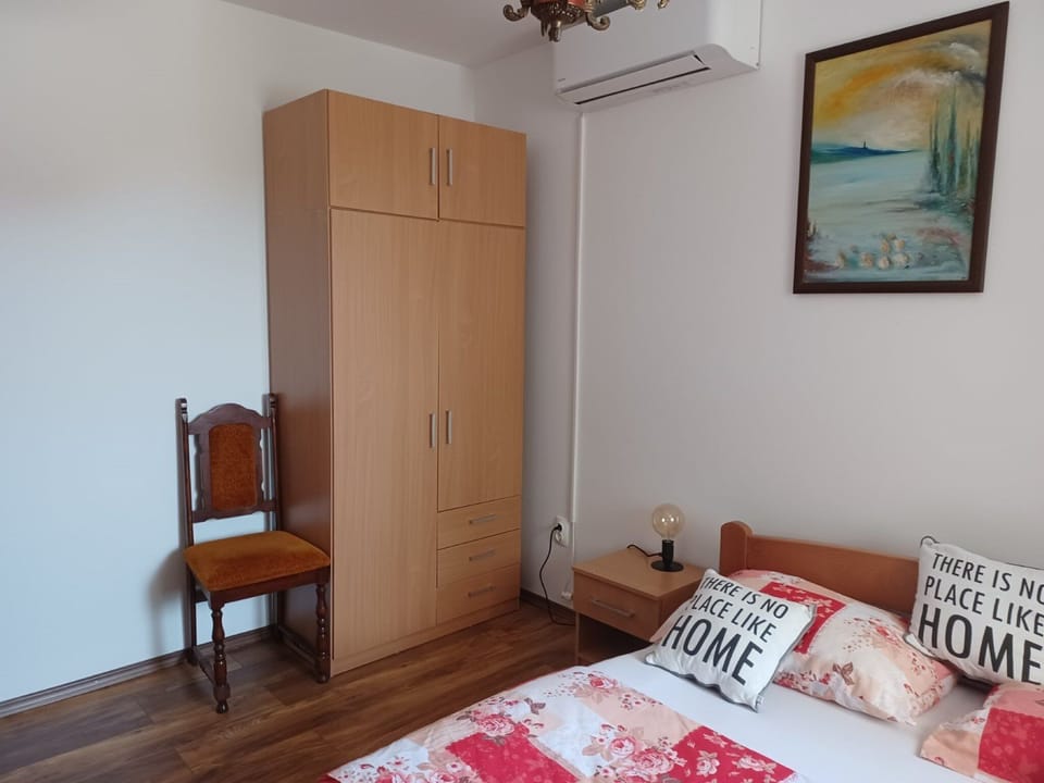 Apartment (Two bedroom apartment with Terrace) | 2 bedrooms, free WiFi
