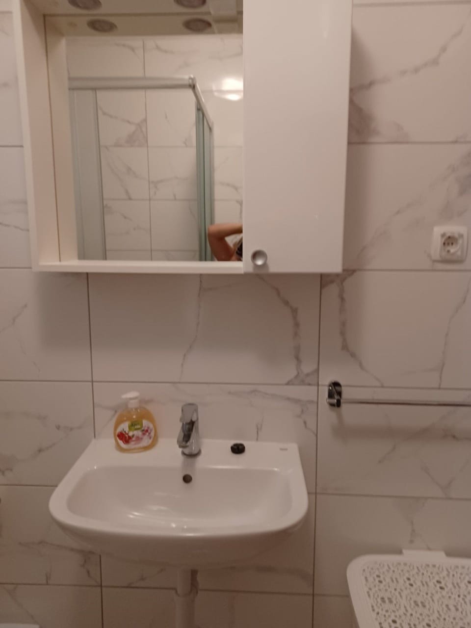 Apartment (Two bedroom apartment with Terrace) | Bathroom | Shower, towels
