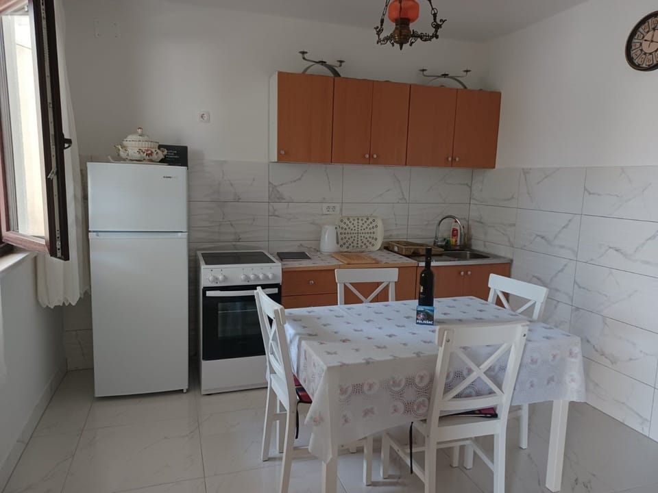 Apartment (Two bedroom apartment with Terrace) | Private kitchen | Fridge