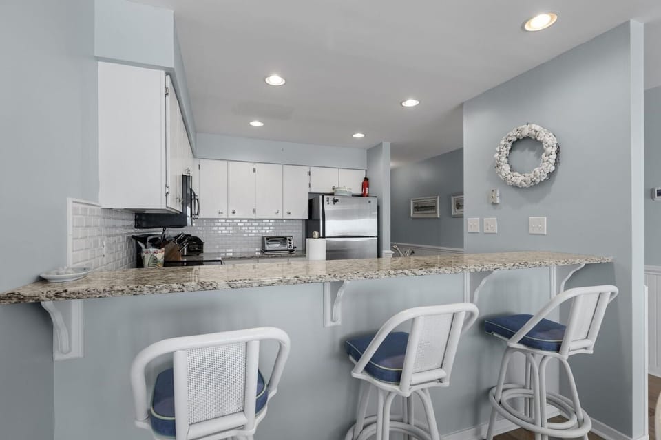 Condo, 2 Bedrooms | Private kitchen | Coffee/tea maker, fridge, oven, toaster