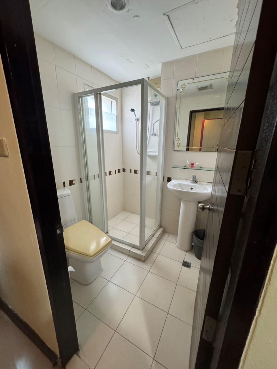 Double Room | Bathroom | Bidet, towels, soap, shampoo