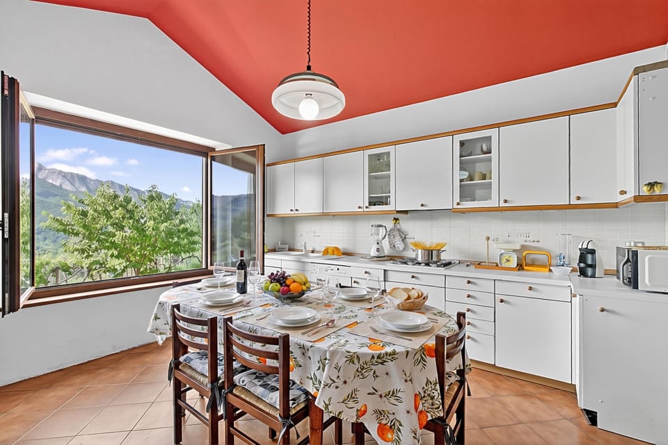 Standard House, 2 Bedrooms, Fireplace, Mountainside (Casa Sant'Anna with Pool - in) | Private kitchen