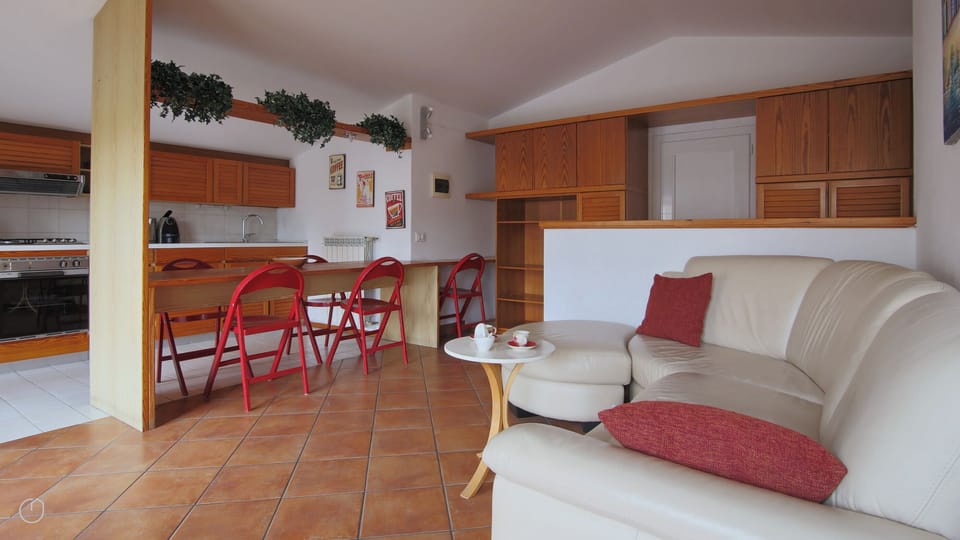 Apartment (1 Bedroom) | Interior