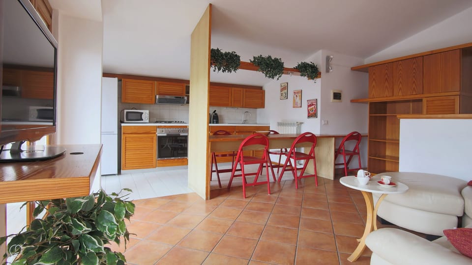 Apartment (1 Bedroom) | Interior