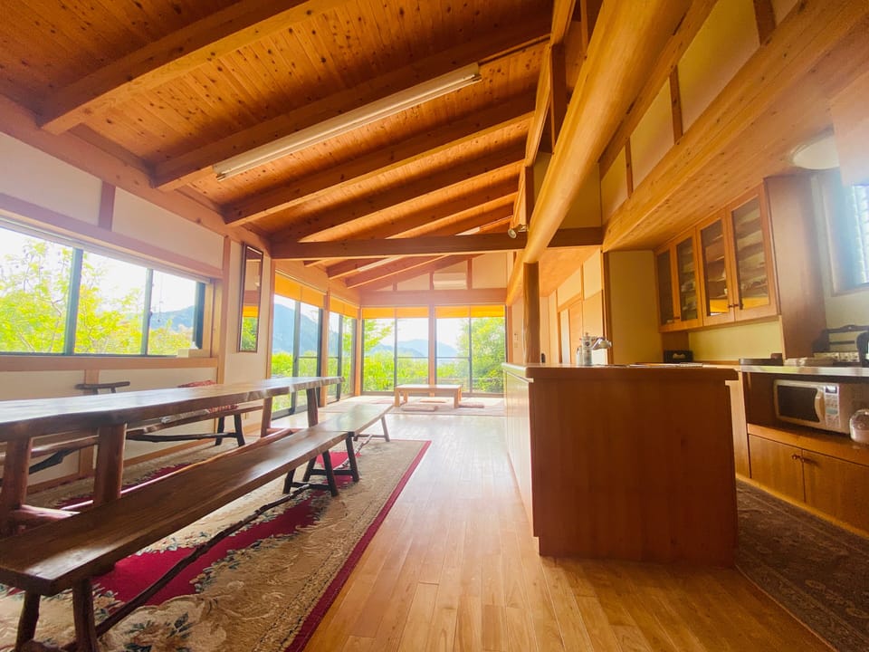 Deluxe Villa, Non Smoking | In-room dining