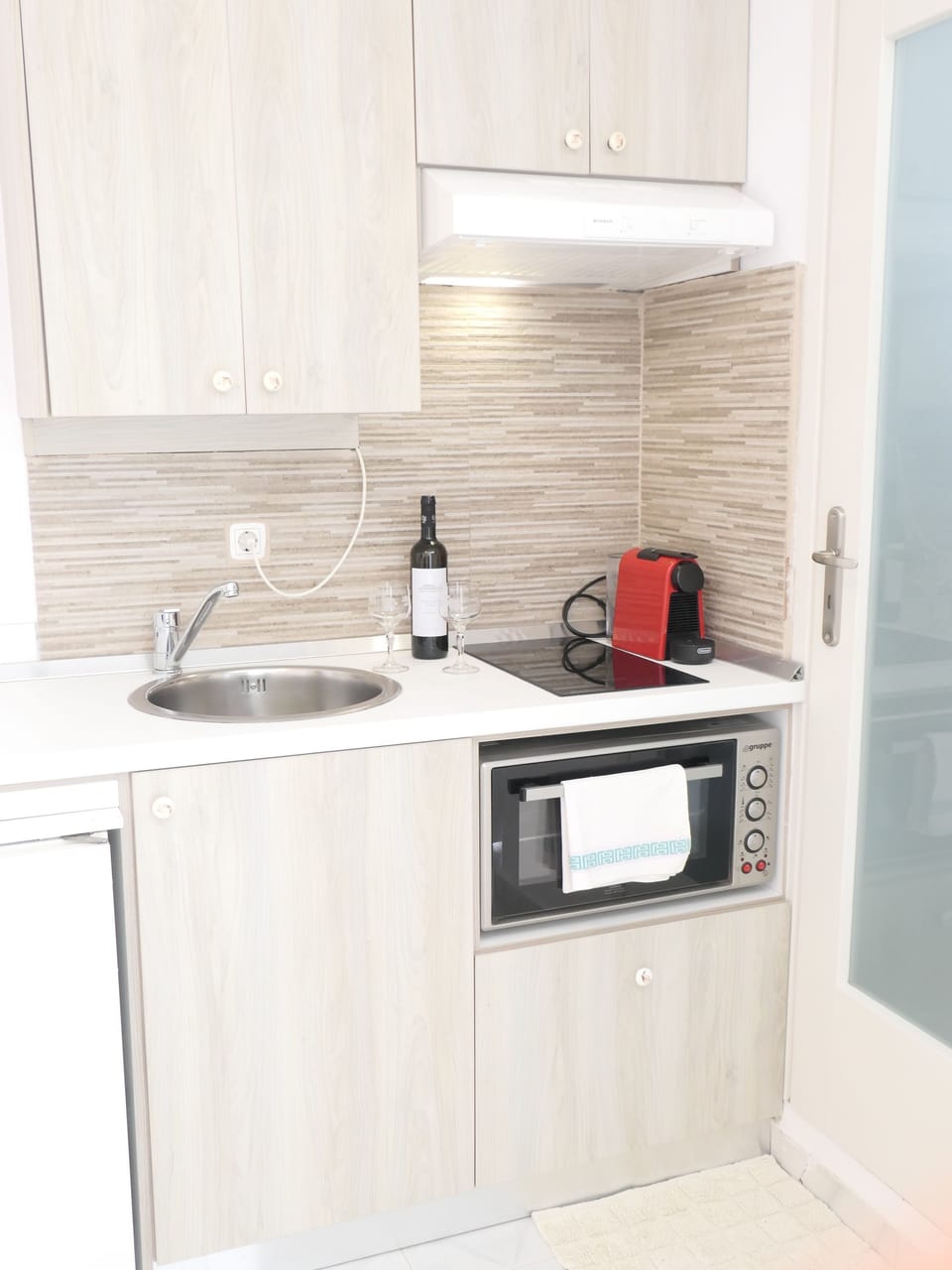 Apartment, 1 Bedroom, Smoking, Balcony | Interior