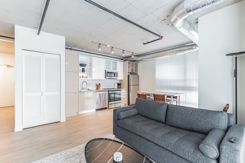 City Apartment, Multiple Beds, City View | Living area | 50-inch Smart TV with digital channels, Netflix, Hulu