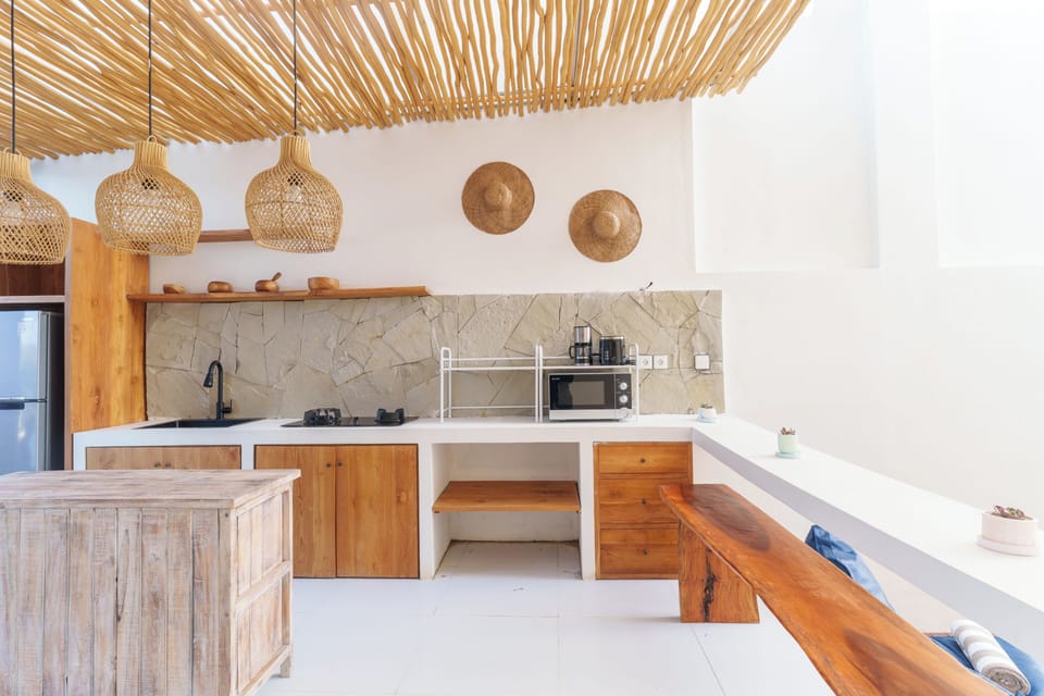 Exclusive Villa | Private kitchen | Fridge, microwave, stovetop, toaster