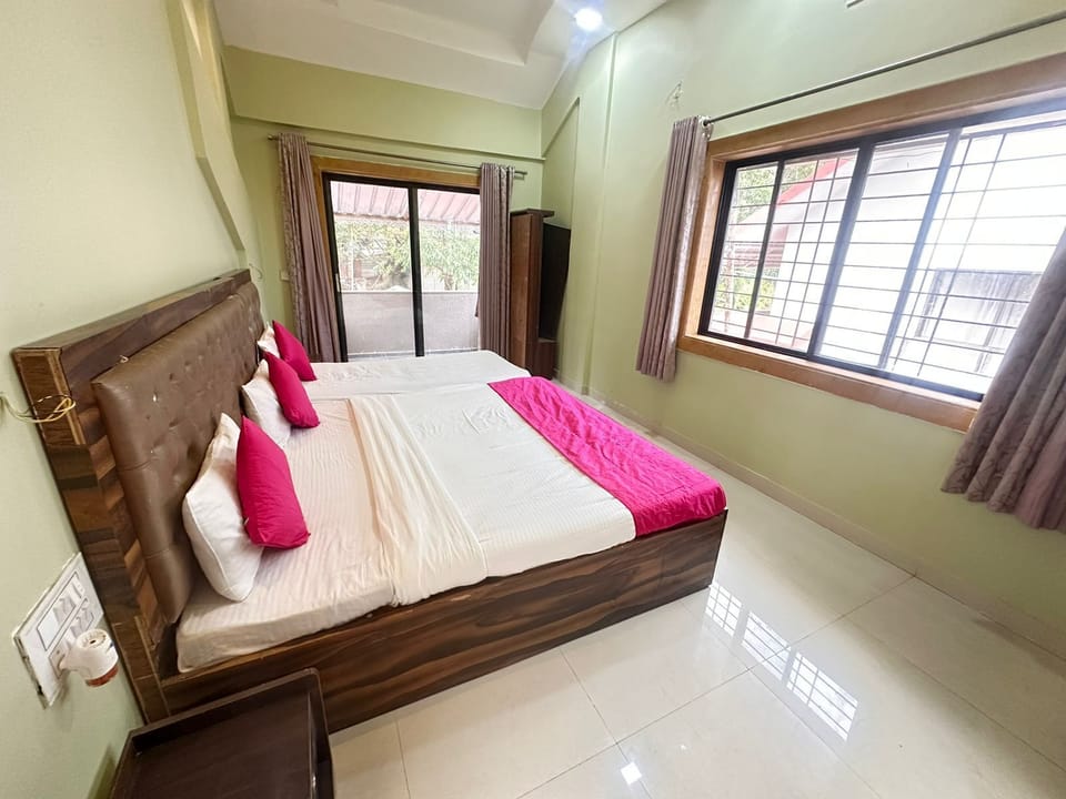 Deluxe Room | Free WiFi