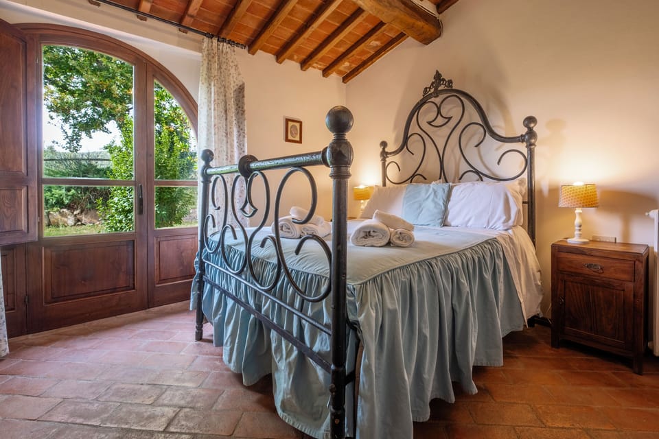 La casa del Vecchio Partigiano | In-room safe, iron/ironing board (on request), cribs (surcharge)